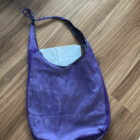 Nike Purple Mesh Hobo Reversible Crossbody Shoulder Gym Bag - used - Picture 4 of 10